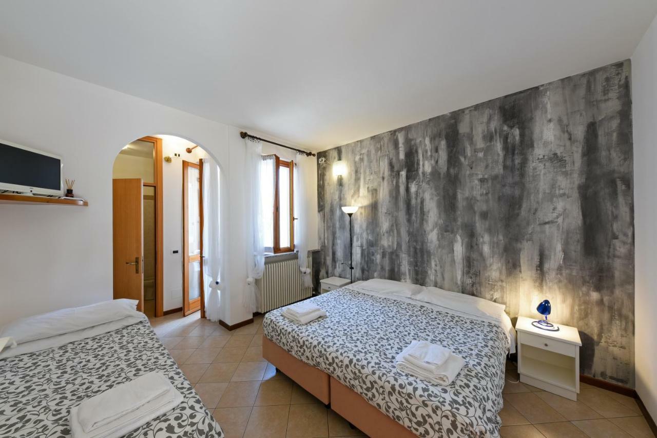 Dorio Locanda Dell'Era מראה חיצוני תמונה