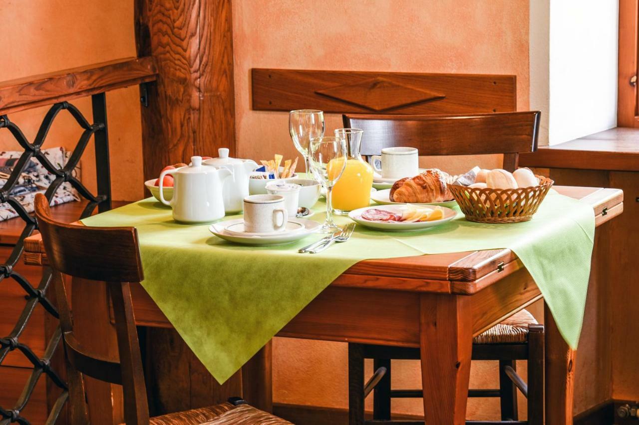 Dorio Locanda Dell'Era מראה חיצוני תמונה